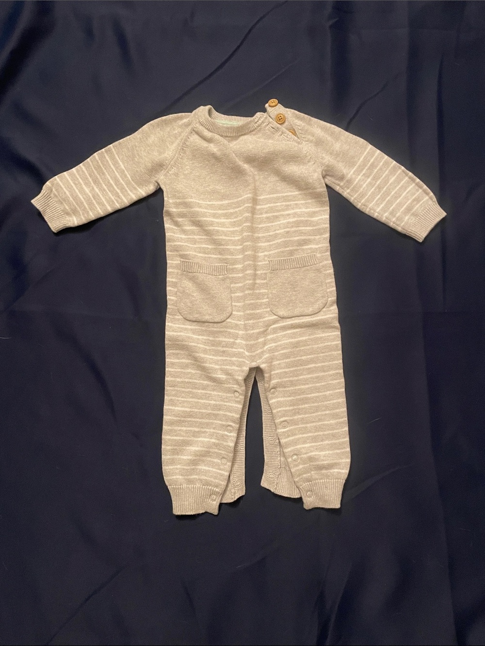 Gray striped sweater romper 6-9 month